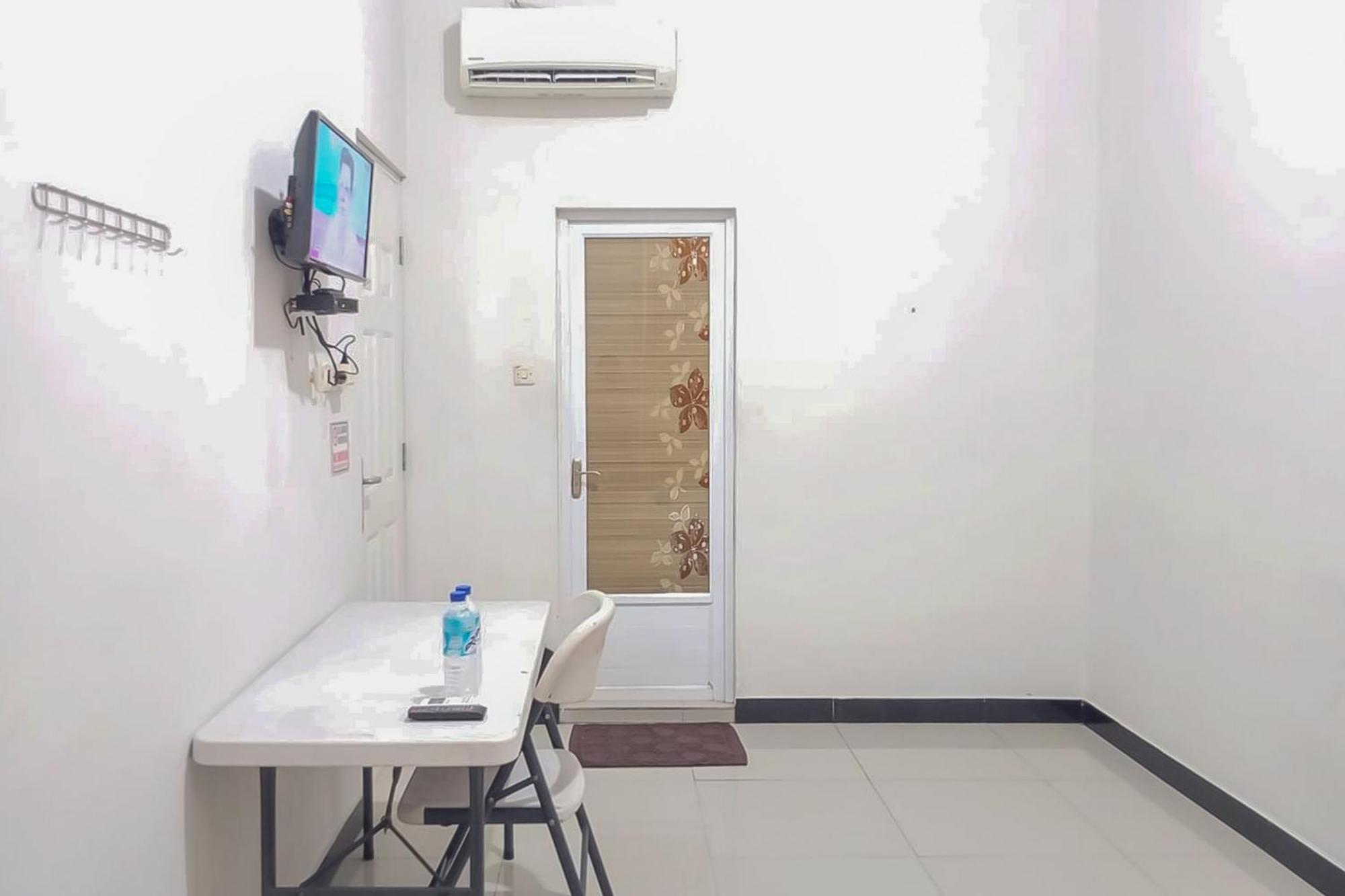 Waringin Guest House Tegal Mitra Reddoorz Tegal (Central Java) Exterior foto