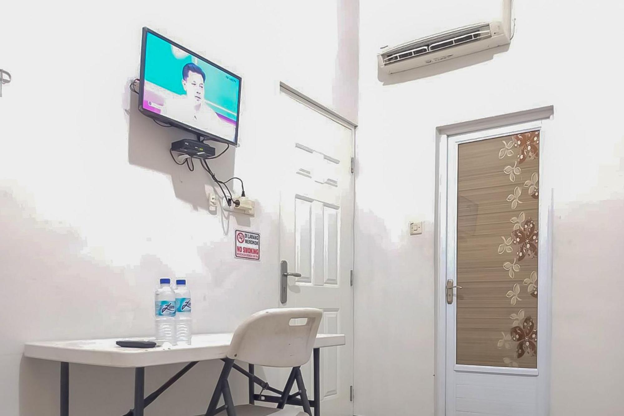 Waringin Guest House Tegal Mitra Reddoorz Tegal (Central Java) Exterior foto