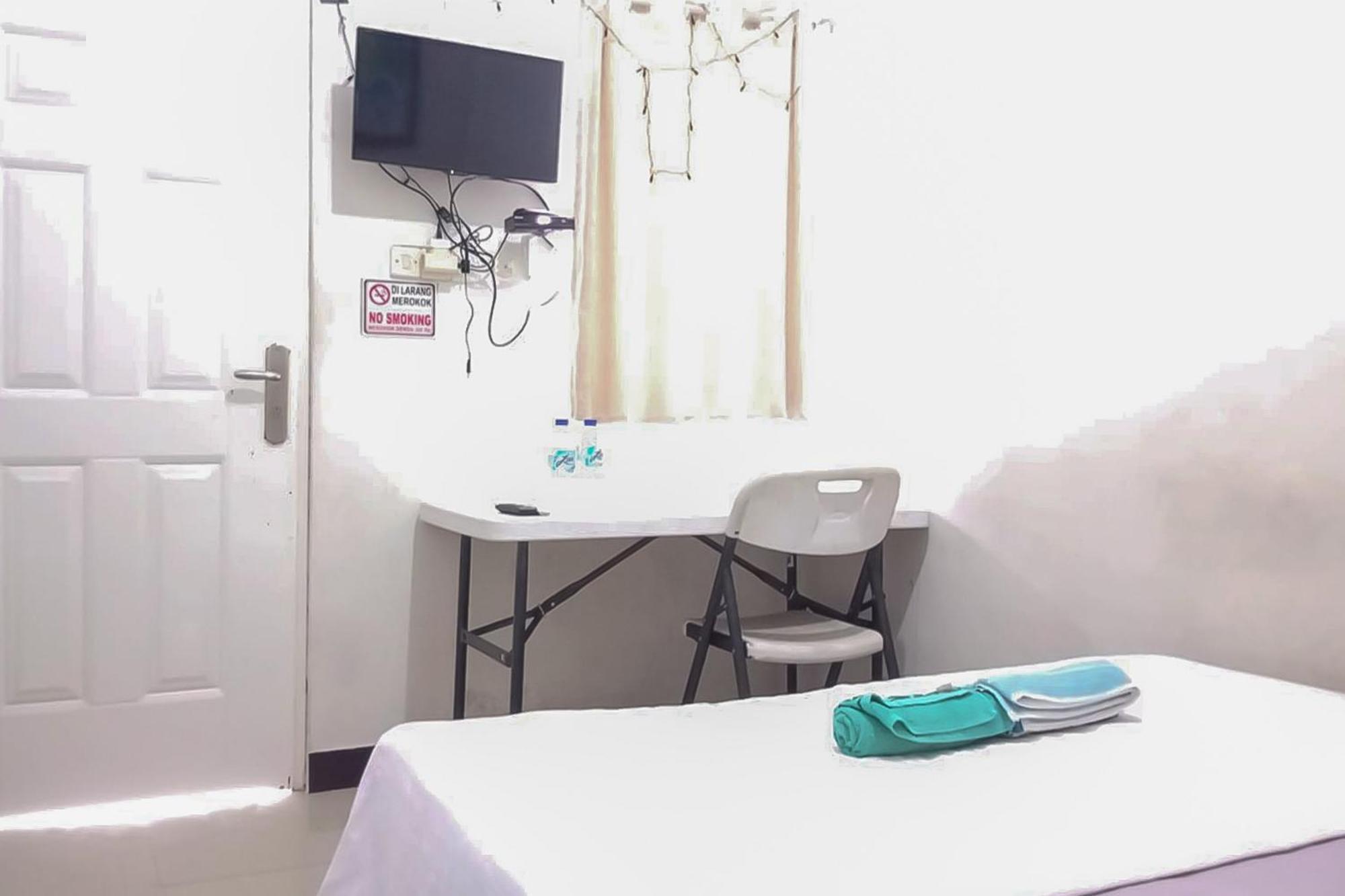 Waringin Guest House Tegal Mitra Reddoorz Tegal (Central Java) Exterior foto